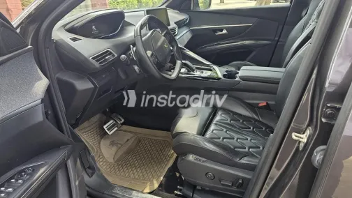 Peugeot 5008 2020 White Used for Sale - 2