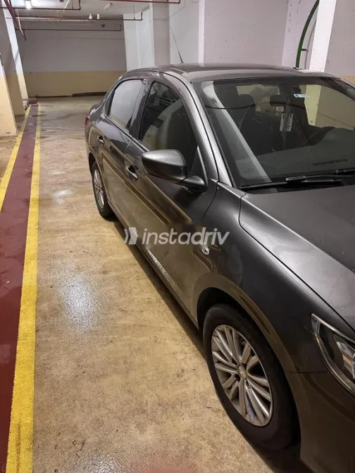 بيجو 301 2019 رمادي غامق مستعملة للبيع - 3