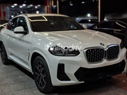بي ام دبليو X4 2024 أبيض مستعملة للبيع - 2