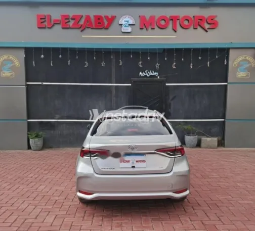 Toyota Corolla 2021 White Used for Sale - 4