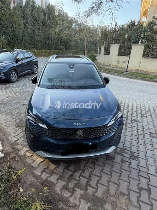 Peugeot 5008 2022 White Used for Sale - 1