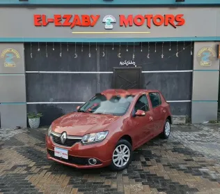 Renault Sandero 2017 White Used for Sale