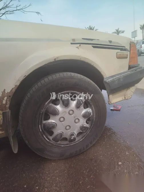 مازدا 323 1982 بيج مستعملة للبيع - 7