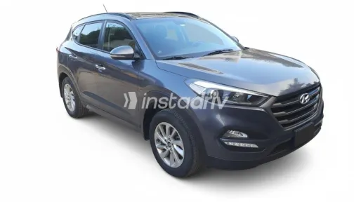 هيونداي توسان 2017 أبيض مستعملة للبيع - 3