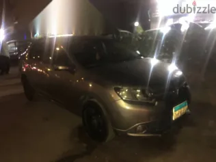 رينو لوجان 2015 رمادي مستعملة للبيع