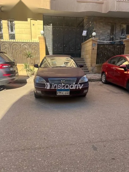 Nissan Sunny 2011 Burgundy Used for Sale - 1