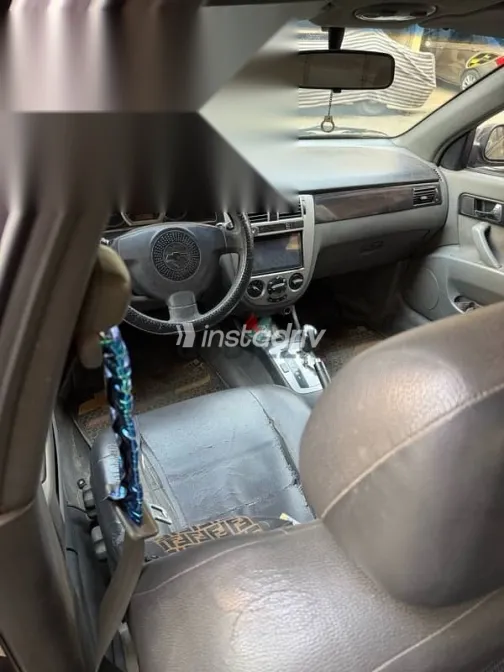 شيفروليه أوبترا 2011 رمادي مستعملة للبيع - 3