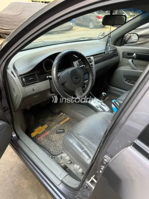 شيفروليه أوبترا 2011 رمادي مستعملة للبيع - 6