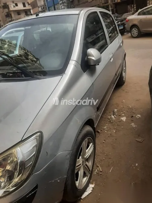 هيونداي جيتز 2008 فضي مستعملة للبيع - 8