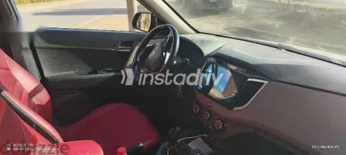 هيونداي كريتا 2017 فضي مستعملة للبيع - 4