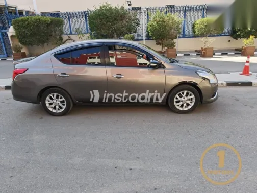 Nissan Sunny 2021 Silver Used for Sale - 4