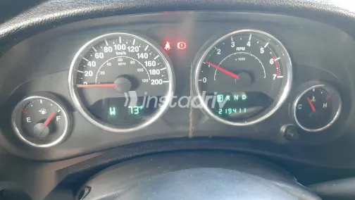 جيب رانجلر 2011 أزرق غامق مستعملة للبيع - 7