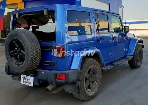 جيب رانجلر 2011 أزرق غامق مستعملة للبيع - 9