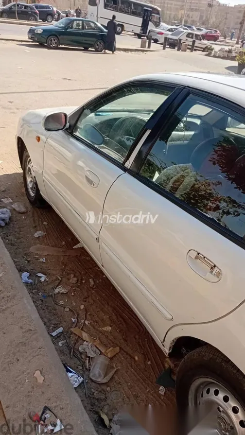 Chevrolet Lanos 2010 White Used for Sale - 5