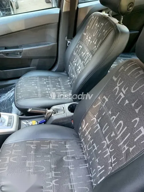 اوبل أسترا 2008 أسود مستعملة للبيع - 9