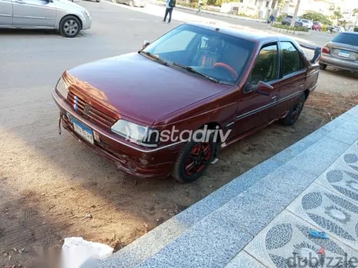 بيجو 405 1995 أحمر مستعملة للبيع - 1