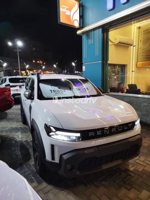 رينو داستر 2026 أبيض جديدة للبيع - 7