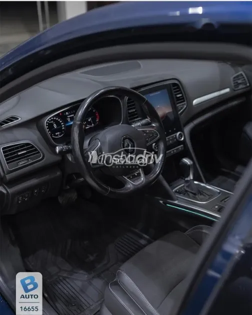 رينو ميجان 2022 أزرق غامق مستعملة للبيع - 4