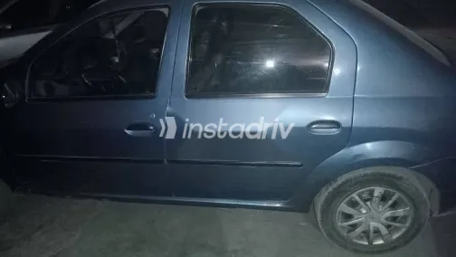 رينو 11 2011 أزرق غامق مستعملة للبيع - 1