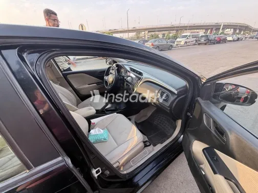 Honda City 2016 Black Used for Sale - 2