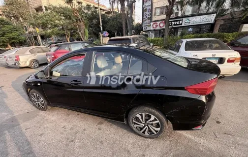 Honda City 2016 Black Used for Sale - 4