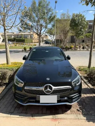 Mercedes GLC 300 2021 Black Used for Sale