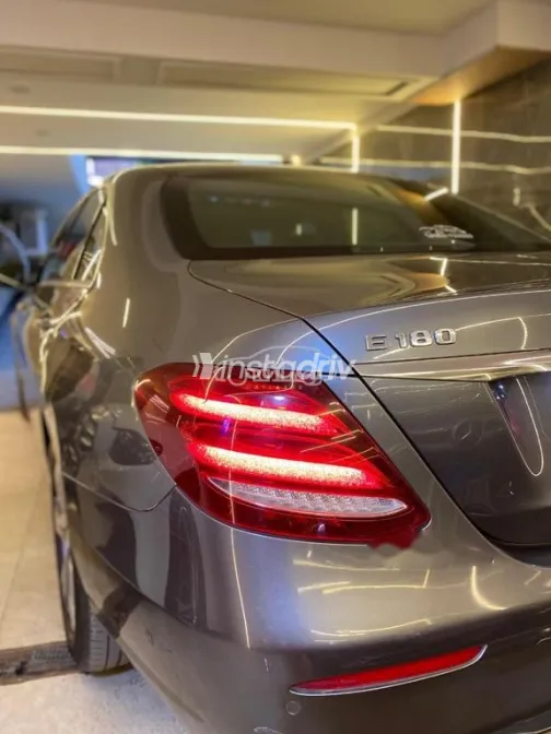 مرسيدس E 180 2017 رمادي مستعملة للبيع - 3