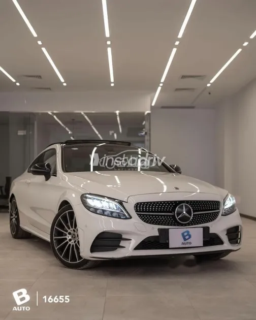 Mercedes C 180 2021 White Used for Sale - 1