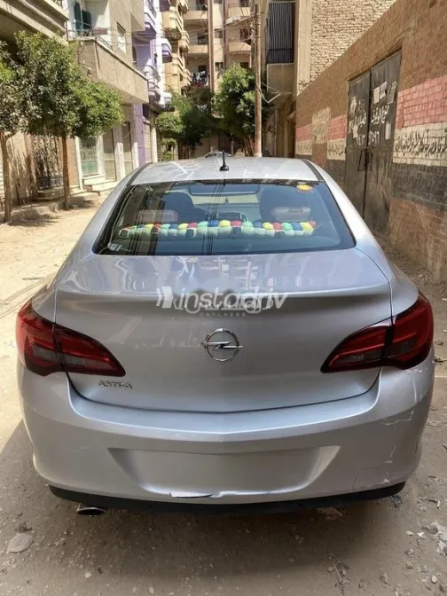 Opel Astra 2021 White Used for Sale - 2