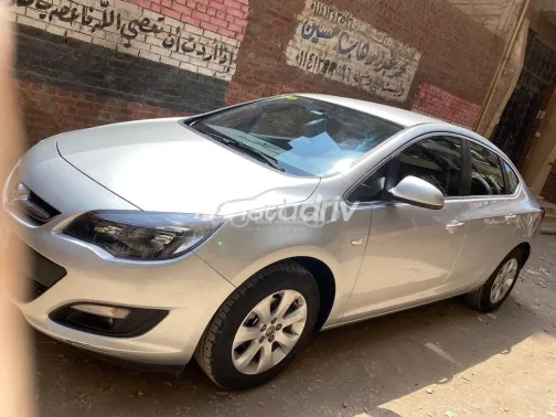 Opel Astra 2021 White Used for Sale - 3