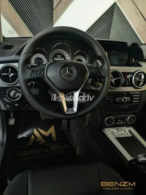 Mercedes GLK 2015 White Used for Sale - 4