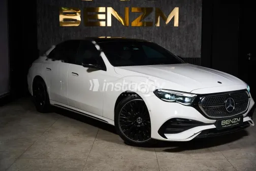 Mercedes E 200 2025 White Used for Sale - 4