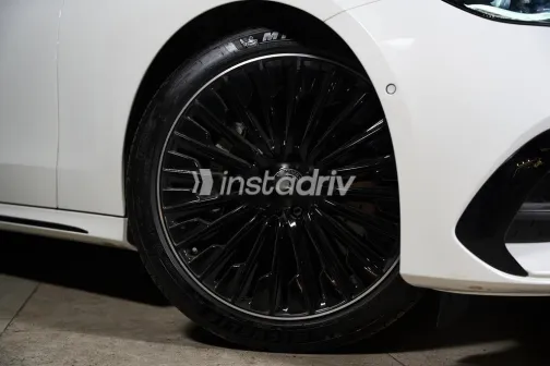 Mercedes E 200 2025 White Used for Sale - 5