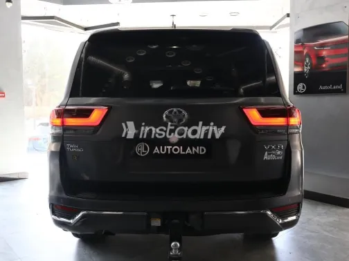 تويوتا لاند كروزر 2023 رمادي مستعملة للبيع - 2