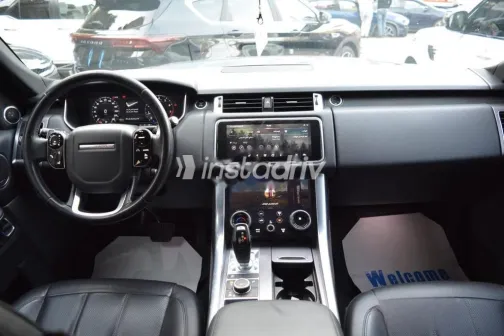 لاند روفر رنج روفر سبورت 2021 أزرق غامق مستعملة للبيع - 3