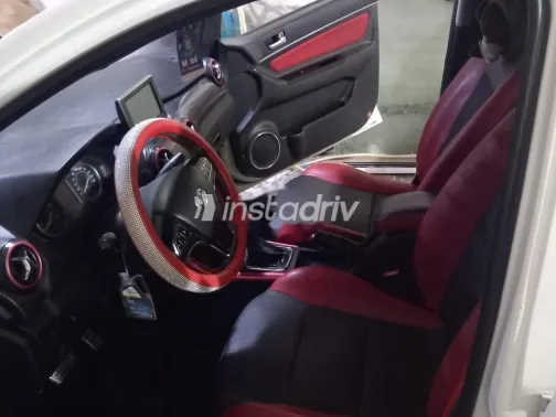 Senova X25 2017 White Used for Sale - 2