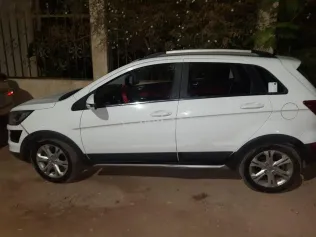 Senova X25 2017 White Used for Sale