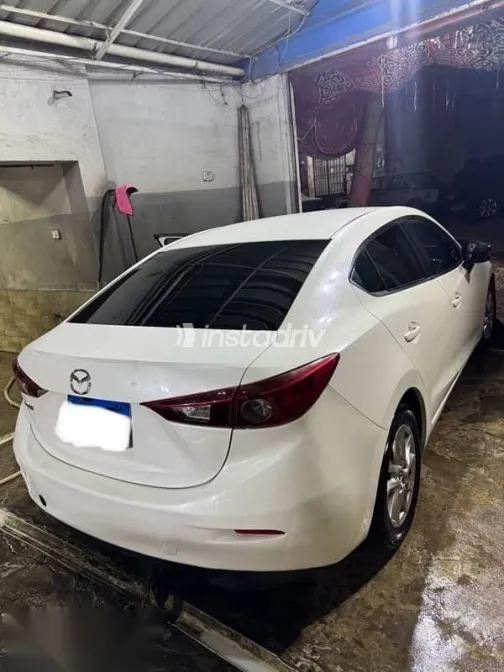 Mazda 3 2016 White Used for Sale - 2