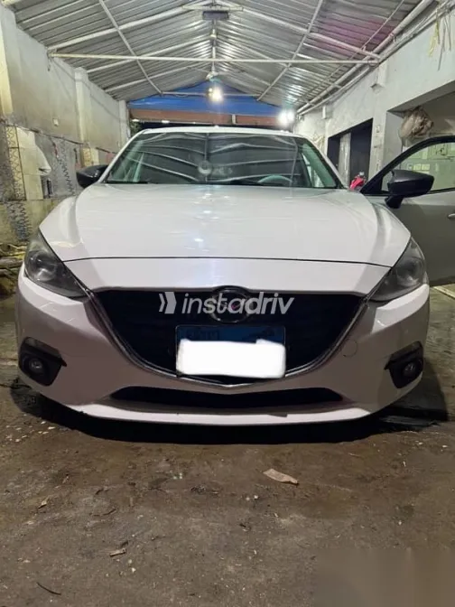 Mazda 3 2016 White Used for Sale - 4