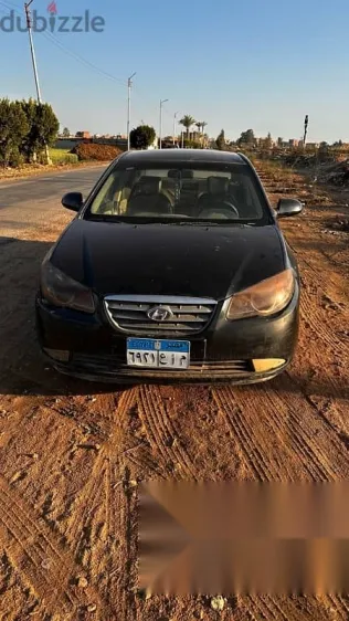 هيونداي إلنترا 2008 أسود مستعملة للبيع