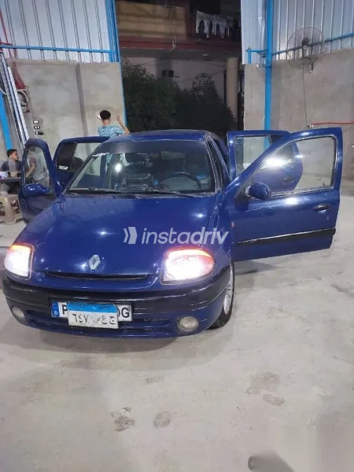 رينو كليو 2001 أزرق غامق مستعملة للبيع - 6