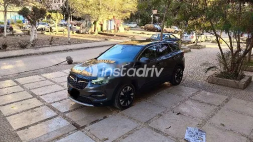 اوبل جراند لاند 2018 رمادي مستعملة للبيع - 2