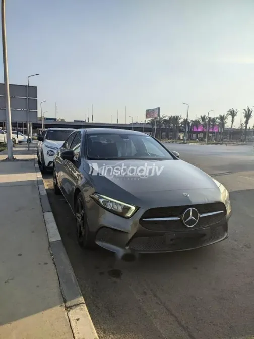 Mercedes A 180 2021 Gray Used for Sale - 1