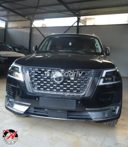 نيسان باترول 2024 أسود مستعملة للبيع - 1