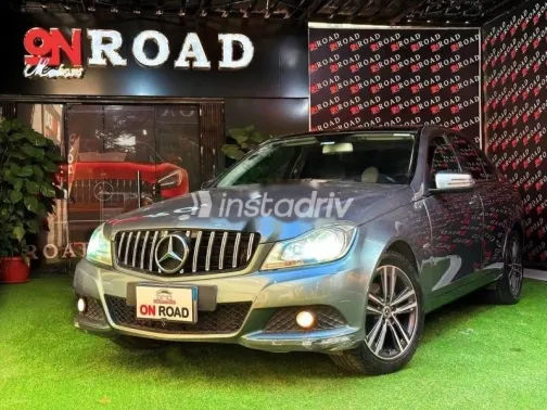 مرسيدس C 180 2012 رمادي مستعملة للبيع - 2