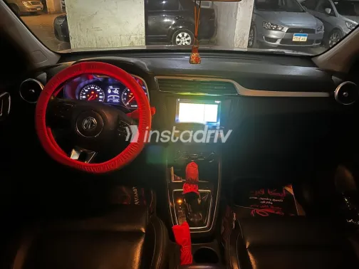 ام جى ZS 2020 أحمر مستعملة للبيع - 5