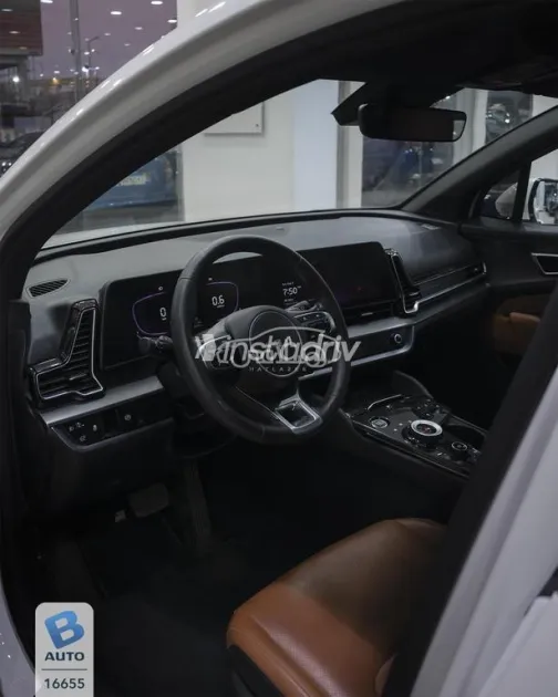 Kia Sportage 2023 White Used for Sale - 5