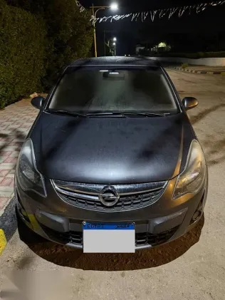 اوبل كورسا 2012 فضي مستعملة للبيع