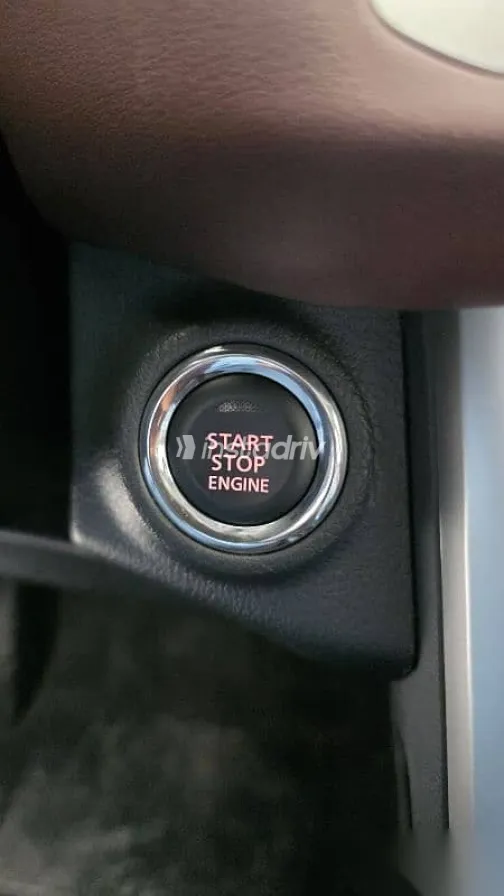 ميتسوبيشي اكسباندر 2026 فضي جديدة للبيع - 4