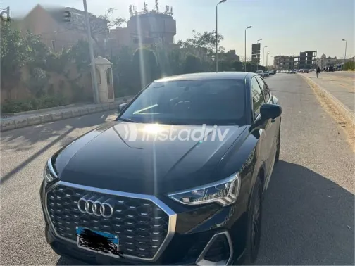 Audi Q3 2024 Black Used for Sale - 2